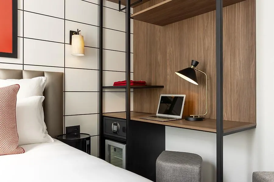 Hotel Moderniste 4*