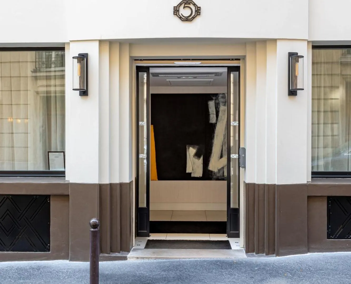 Moderniste Hotel 4*