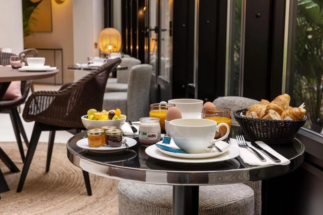 Otel Moderniste Paris