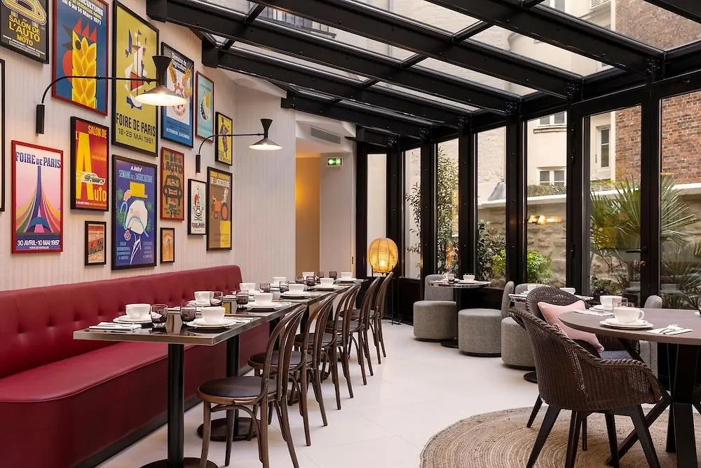 Hotel Moderniste 4*