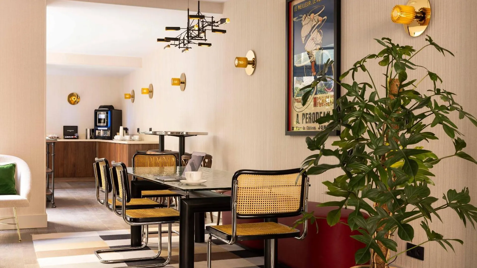 Hotel Moderniste